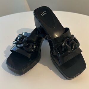 B.P. Black slip on sandal with chunky Heel size 8